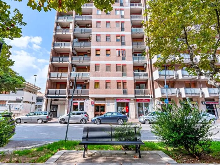 Appartamento trilocale in vendita in Viale Magna Grecia, Taranto