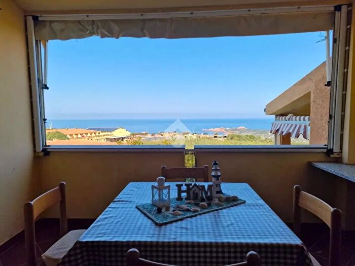 Appartamento bilocale in vendita in Via Lu Calteri, Trinità dAgultu e Vignola