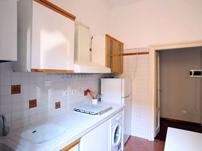 Appartamento monolocale in affitto in Via Luigi Settembrini, Buenos Aires, Milano