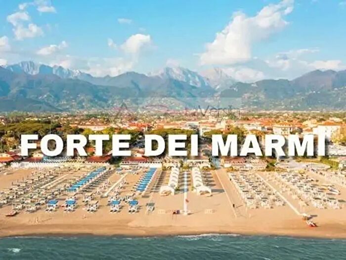 Casa con 6 locali in vendita in Via Provinciale, Forte Dei Marmi