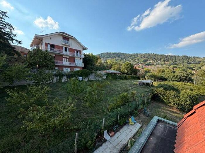 Appartamento quadrilocale in affitto in Via Circonvallazione, Pecetto Torinese