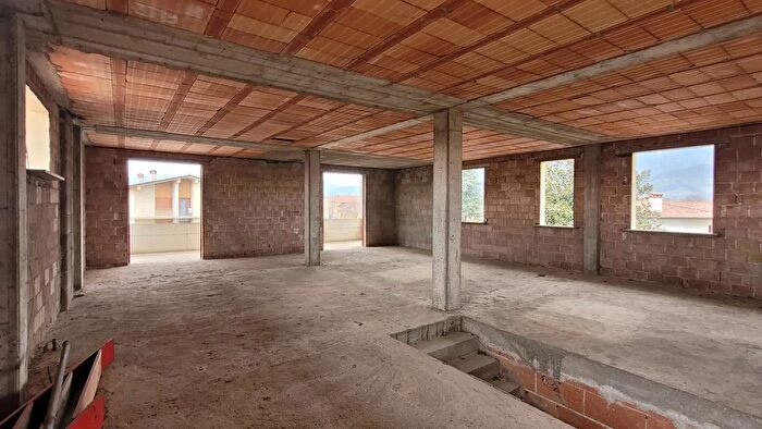 Appartamento trilocale in vendita in Via Calmentera Mosnigo, Moriago Della Battaglia