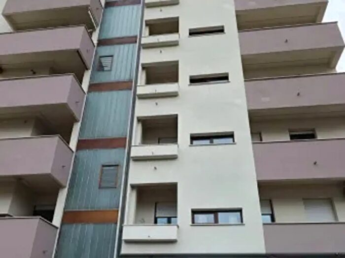 Appartamento quadrilocale in vendita in Viale Cesare Battisti, Terni