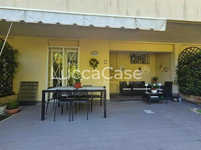 Appartamento quadrilocale in vendita in Pietrasanta