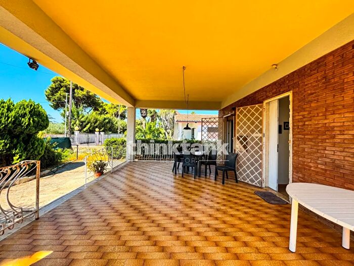 Casa con 5 locali in vendita in Via Prometeo, Siracusa