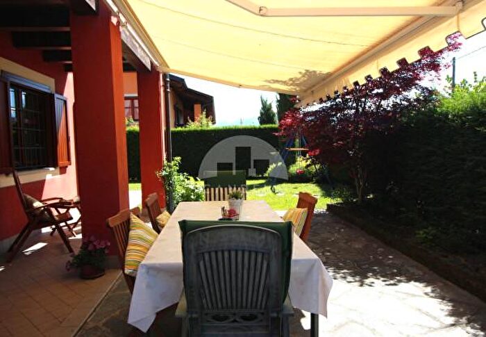 Casa con 6 locali in vendita in Via Capitano Cuniberti, Vicoforte