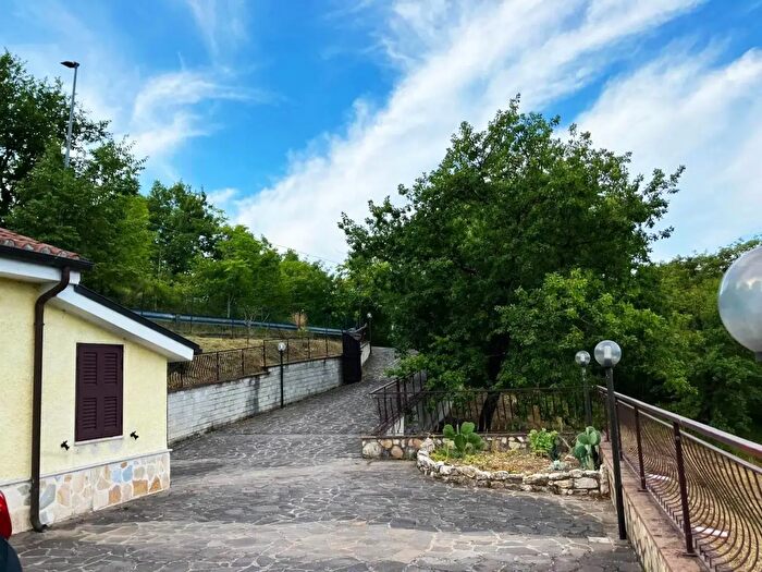 Appartamento bilocale in vendita in Colli Sul Velino