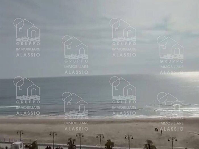 Appartamento con 6 locali in affitto in piazza partigiani, Muretto di Alassio Stazione Corso Marconi, Alassio