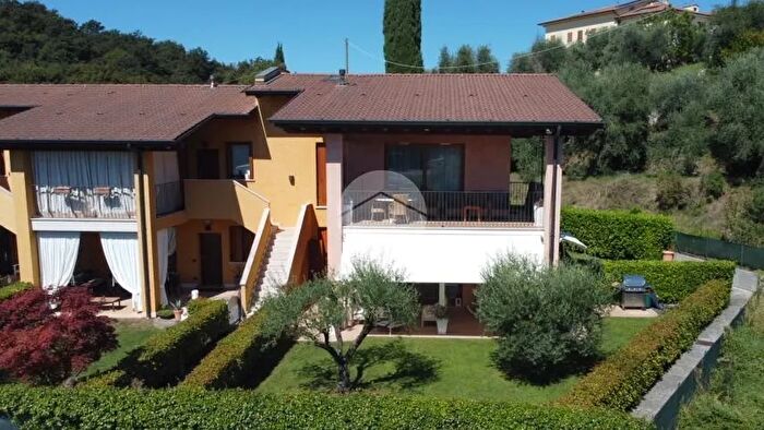 Appartamento trilocale in vendita in Via Daller Bianca, Soiano Del Lago