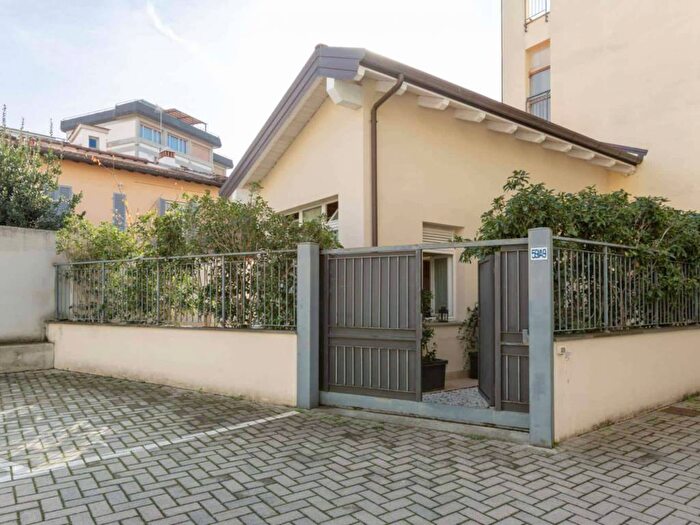 Appartamento bilocale in affitto in Via Giovanni Lanza, Alberti Bellariva, Firenze