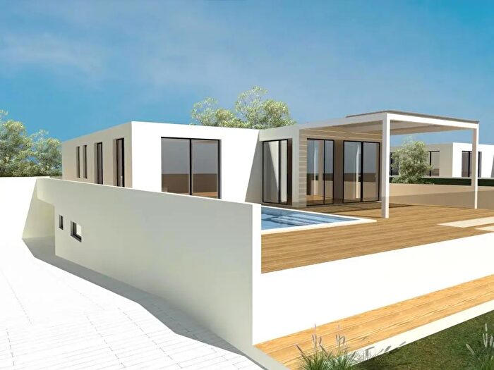 Casa con 5 locali in vendita in Via Materdomini, Brindisi