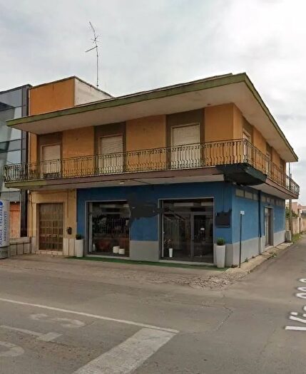 Appartamento con 6 locali in vendita in Via Bosco Veglie Lecce, Veglie