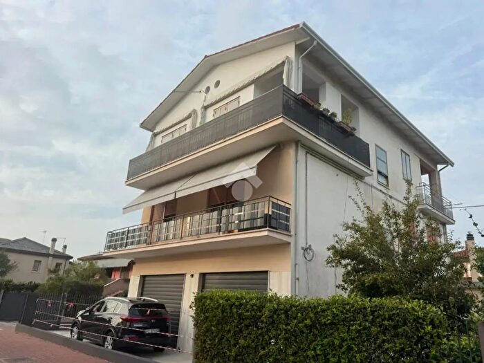 Casa quadrilocale in vendita in Via Dosso Dossi, Venezia