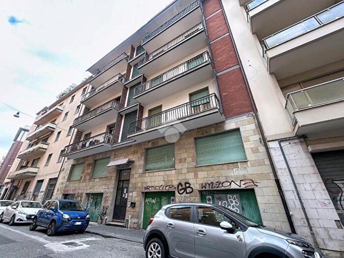 Appartamento quadrilocale in vendita in Via Amerigo Vespucci, Pisa