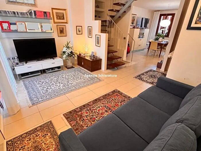 Casa in vendita in Montelabbate