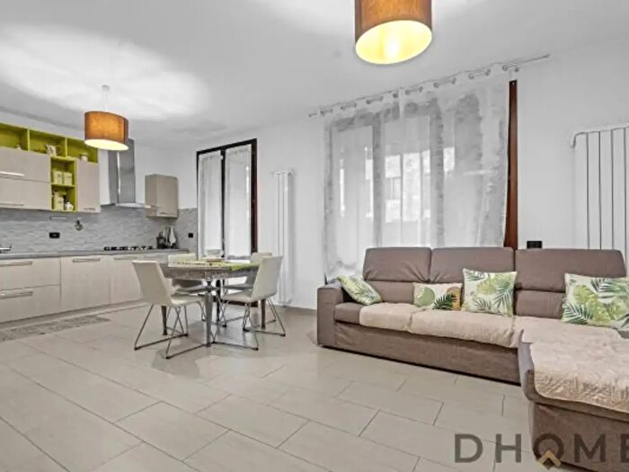 Appartamento quadrilocale in vendita in Via XXV Aprile, Cassina De' Pecchi