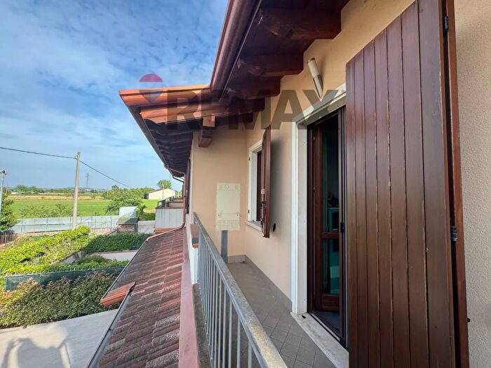 Casa trilocale in vendita in Via Bicelli, Montichiari