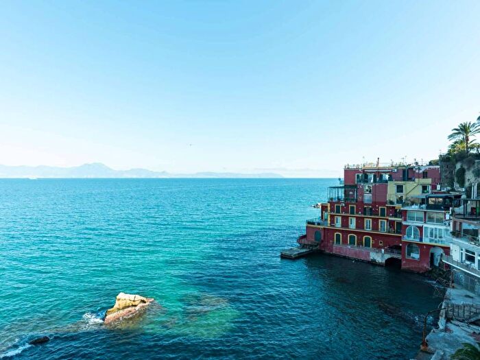 Appartamento quadrilocale in affitto in discesa S PIETRO AI DUE FRATI, Posillipo, Napoli