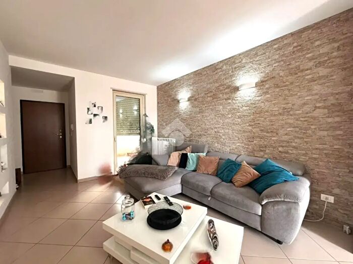 Appartamento trilocale in vendita in Via Agrigento, Mesagne