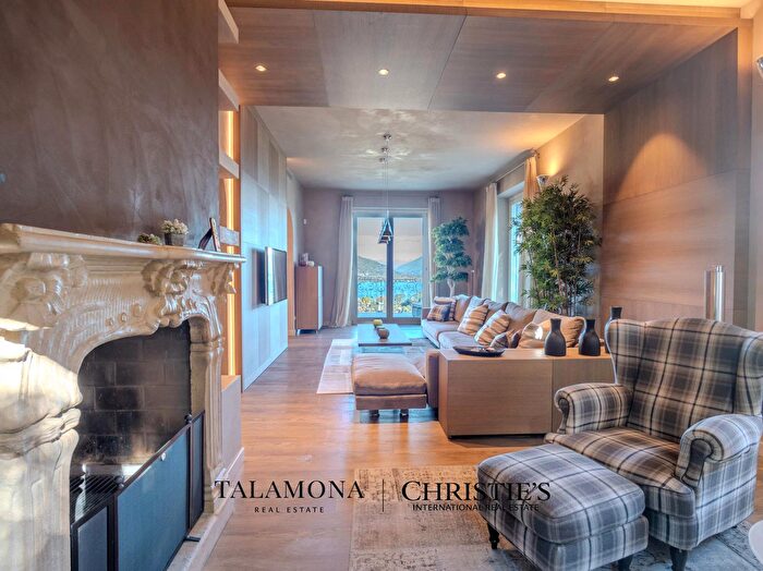 Casa in vendita in Meina