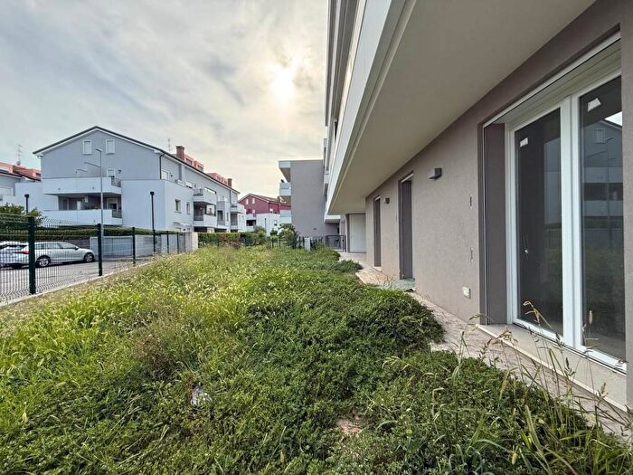 Appartamento quadrilocale in vendita in Via Monache, Selvazzano Centro, Selvazzano Dentro