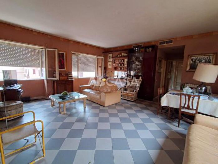 Appartamento trilocale in vendita in Via Alessandro Manzoni, Cisterna Di Latina