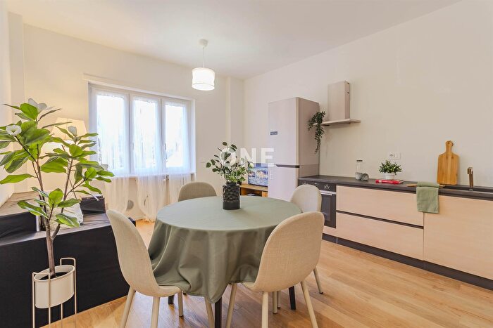 Appartamento bilocale in vendita in Piazzale Lagosta, Milano