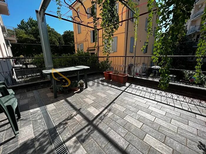 Appartamento con 5 locali in affitto in Via Sante Fattori, Modena