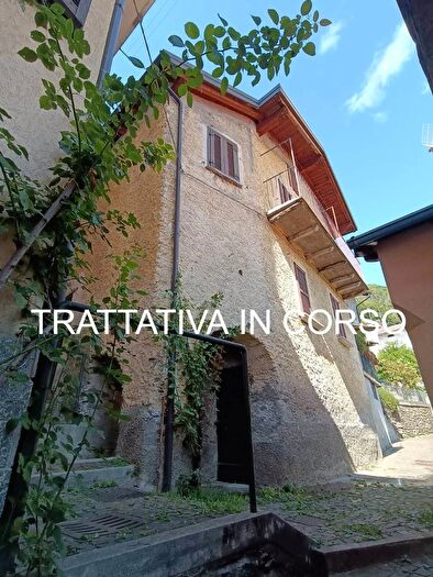 Casa con 5 locali in vendita in Via Rugabella, Valvarrone