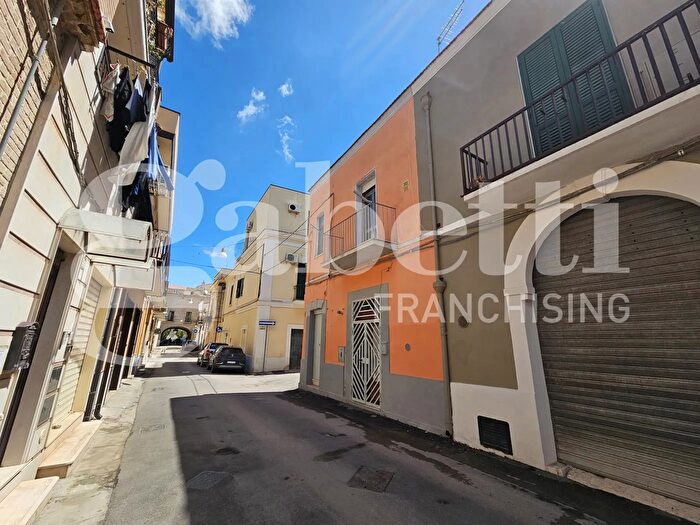 Casa bilocale in vendita in Via Cristoforo Colombo, San Severo