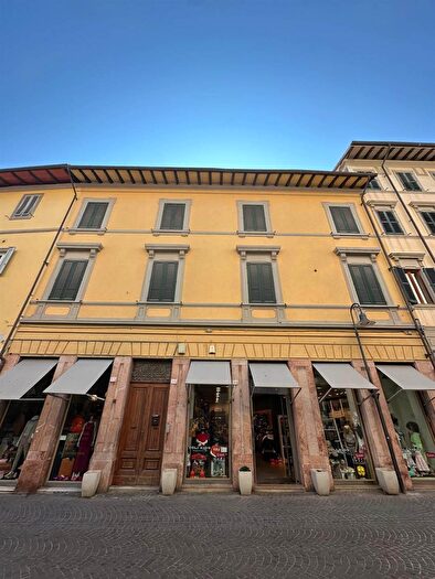 Appartamento con 7 locali in vendita in Grosseto