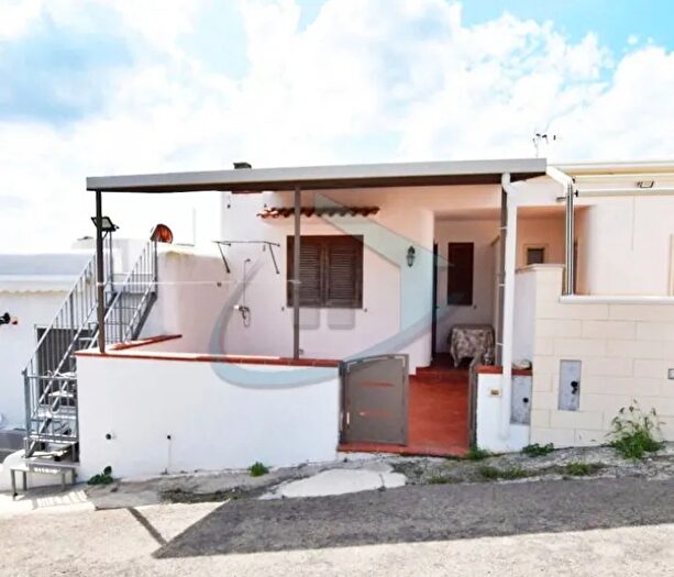 Casa trilocale in vendita in Morciano Di Leuca