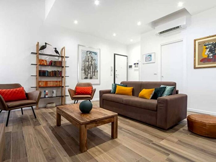 Appartamento trilocale in affitto in Via Val DAposa, Centro Storico, Bologna