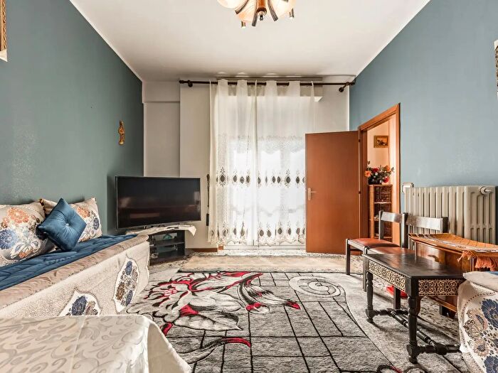 Appartamento trilocale in vendita in Via Mario Pellegrini, Vignola