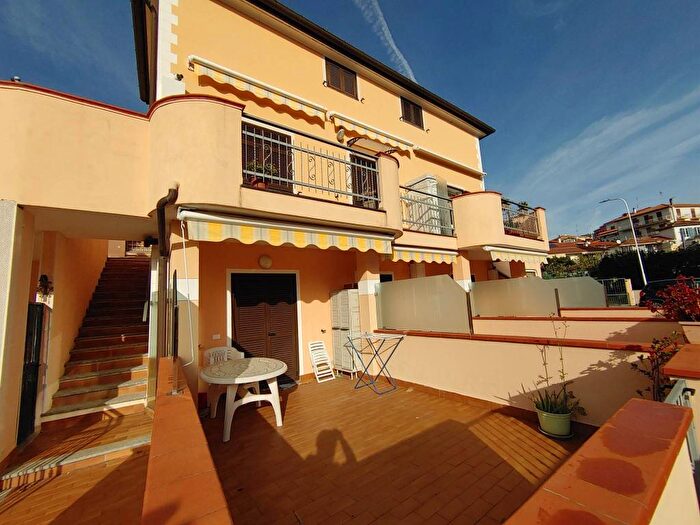 Appartamento bilocale in affitto in Via Pairola, Centro, San Bartolomeo al Mare