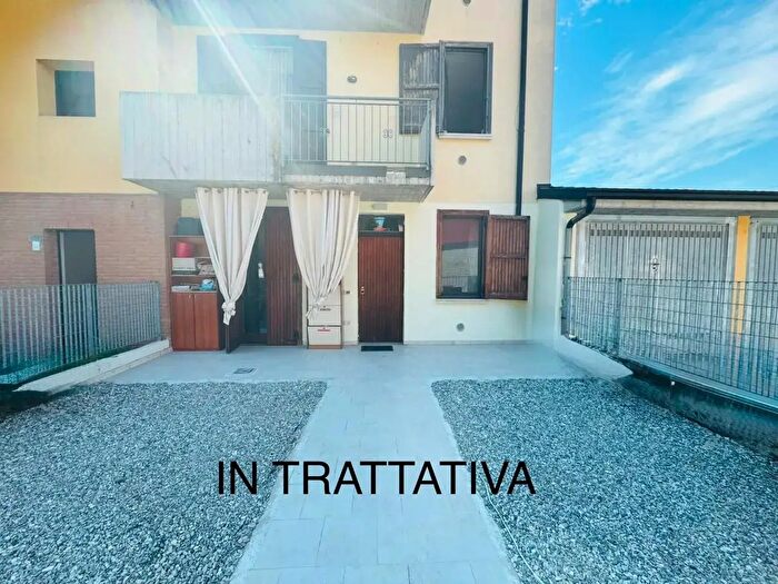 Appartamento trilocale in vendita in Via Kennedy N, Calvisano