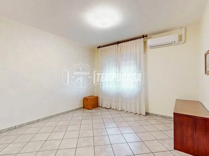 Appartamento trilocale in vendita in Via Matilde di Canossa, San Cesario Sul Panaro