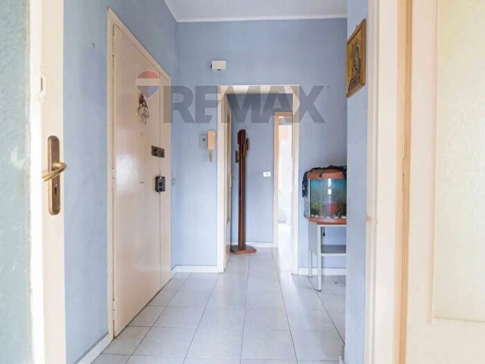 Appartamento trilocale in vendita in Via Sardegna, Catania