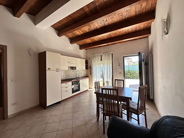 Appartamento trilocale in affitto in Via Giovanni XXIII, Cappelle, Scurcola Marsicana