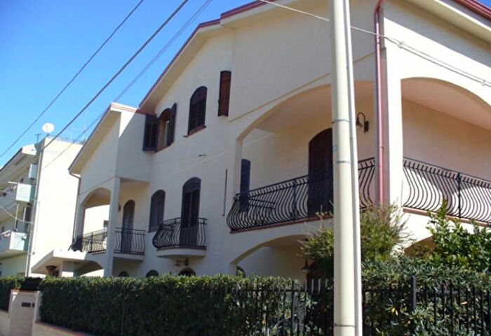 Casa con 5 locali in vendita in Siracusa