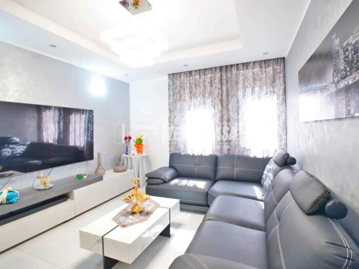 Appartamento trilocale in vendita in Via Galileo Galilei, Novara