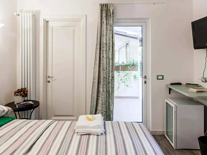 Appartamento monolocale in affitto in Via del Podestà, Firenze