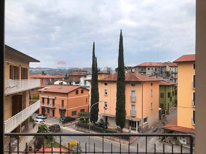 Appartamento trilocale in affitto in Via fra Giovanni da Pian di Carpine, Perugia