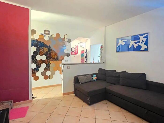 Appartamento con 5 locali in vendita in Via Malatesta, Viterbo