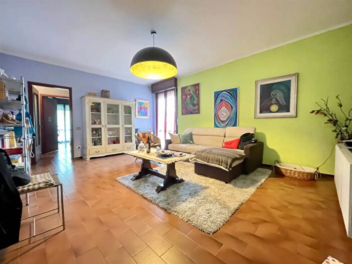 Appartamento trilocale in vendita in Roncoferraro