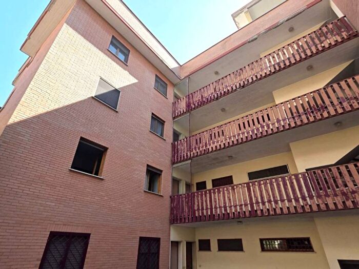 Appartamento trilocale in affitto in Via San Martino, Santa Maria San Martino, Monterotondo