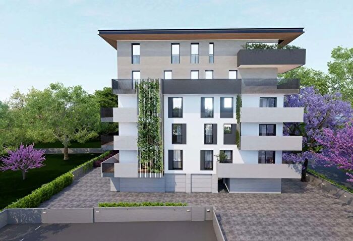 Appartamento trilocale in vendita in Via Sabbioni, San Dona Di Piave