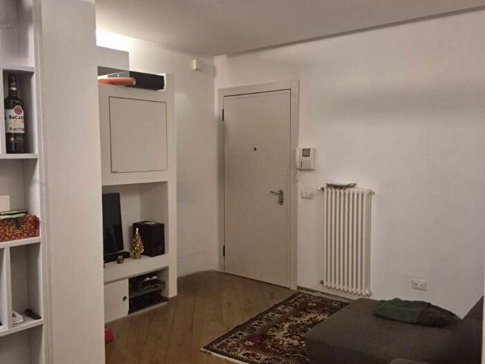 Appartamento trilocale in affitto in Via Gela, Borgo Nuovo Navigatori, Verona