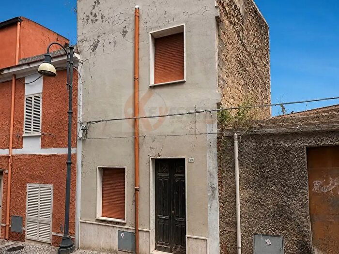 Casa quadrilocale in vendita in Via Barisone, Sorso