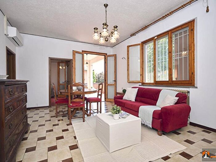 Casa con 6 locali in vendita in Via Don Felice Zucchini, San Gabriele Mondonuovo, Baricella